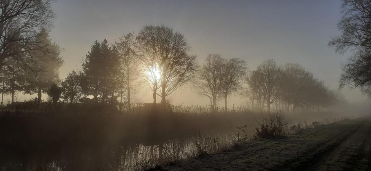 Rust En Stilte In De Natuur Onstwedde Экстерьер фото